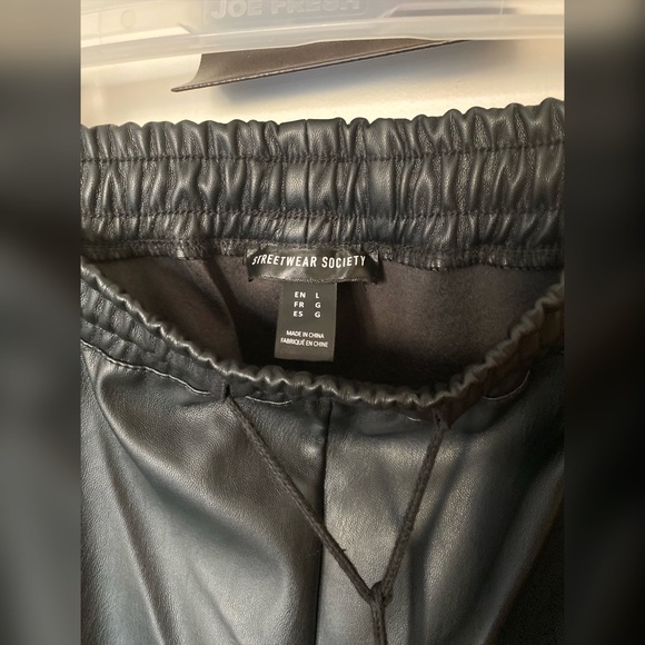 Synthetic Leather insulated joggers - Picture 6 of 6